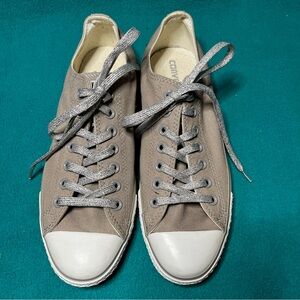 Converse All-Star Low-Top Taupe Sneakers w Silver Glitter Shoelaces Sz 11